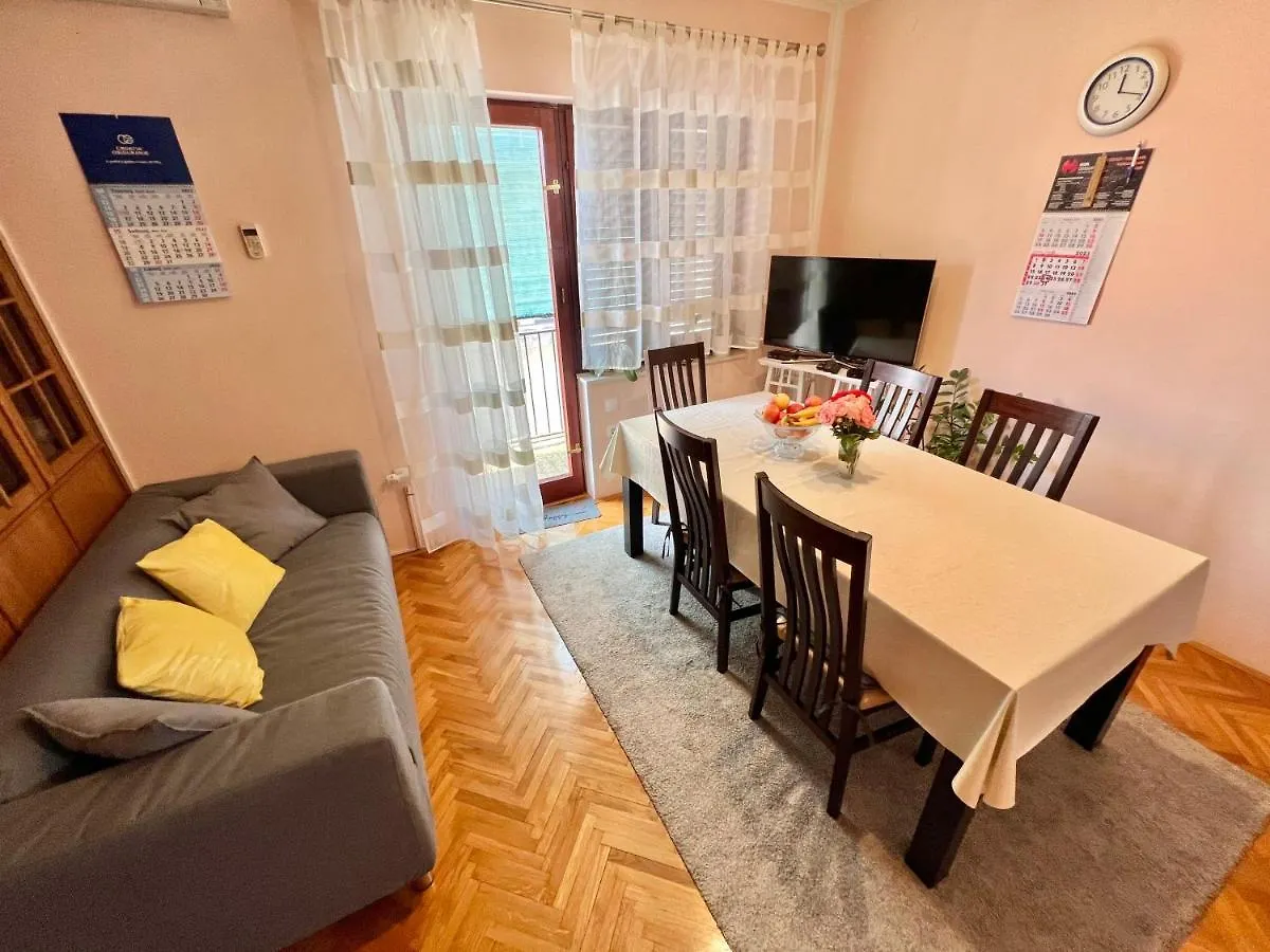 Apartment Nikko Crikvenica